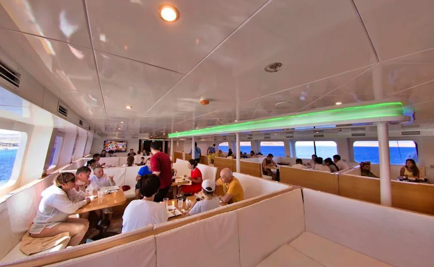 Catamaran Liberty – Croisière familiale de luxe à Sharm El Sheikh