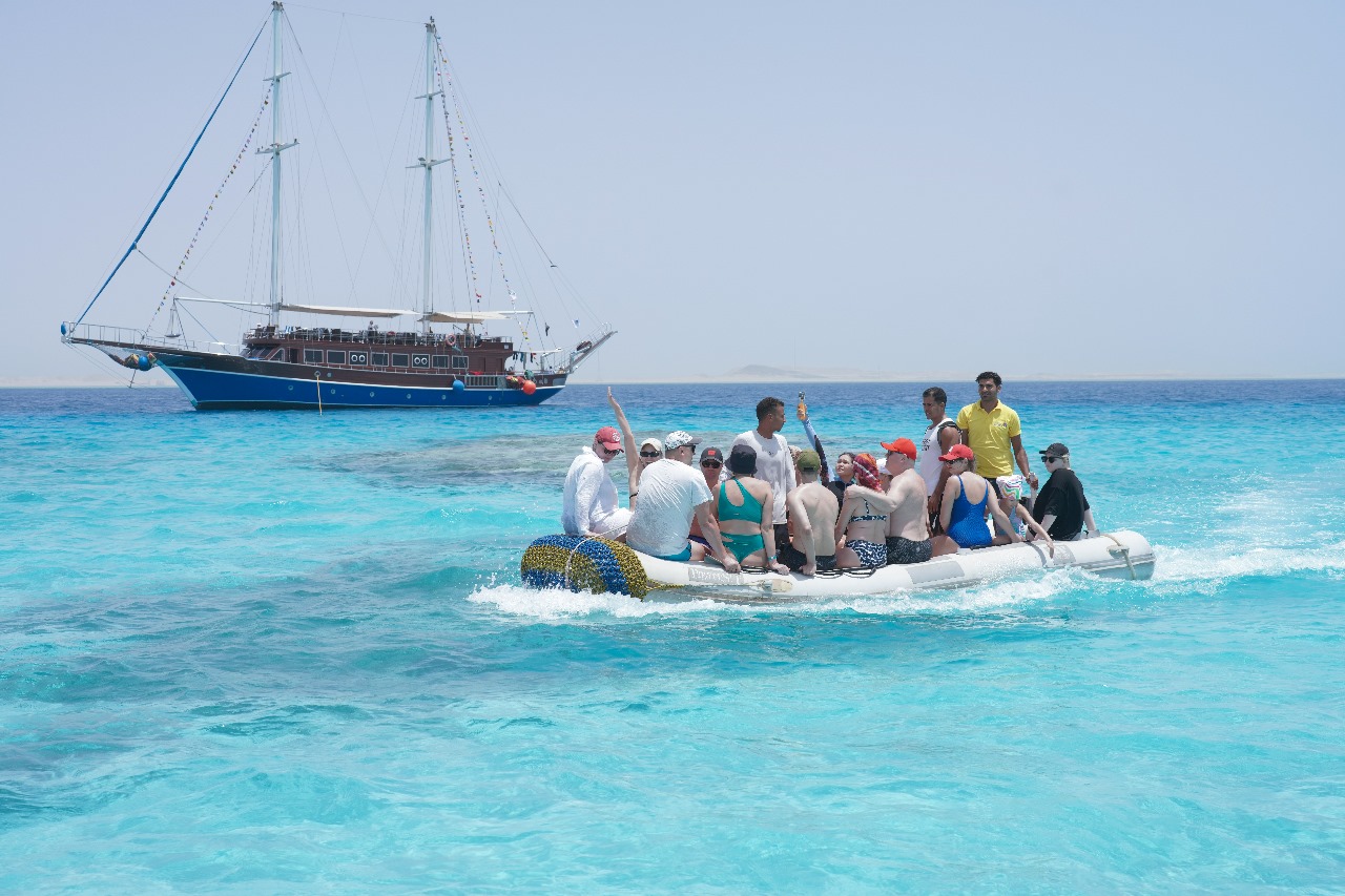 Korsan Yelkenli Tekne – Ras Mohammed & White Island Turu
