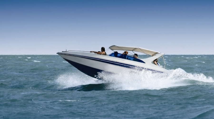 Giochi d’acqua (motoscafo privato)